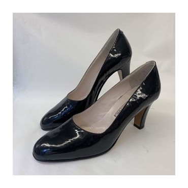 Black Varnish Elegance Shoes